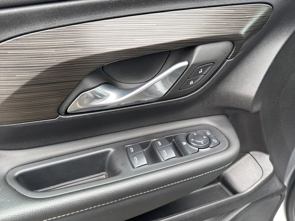2024 GMC Terrain SLE - Photo 15