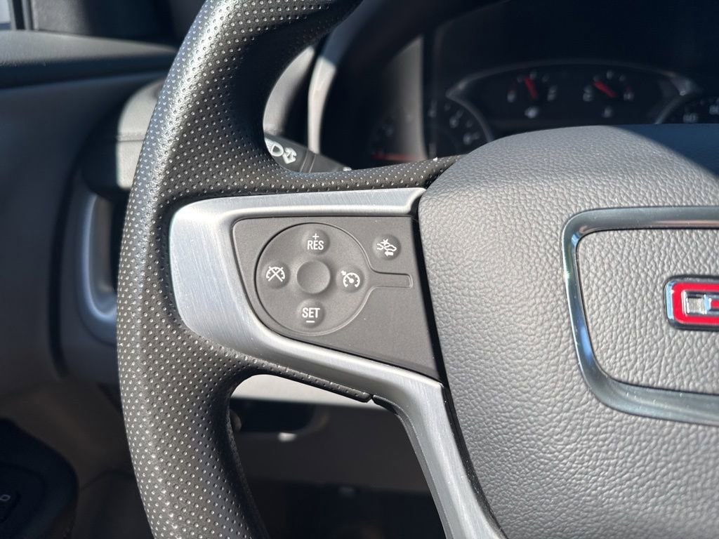 2024 GMC Terrain SLE - Photo 18