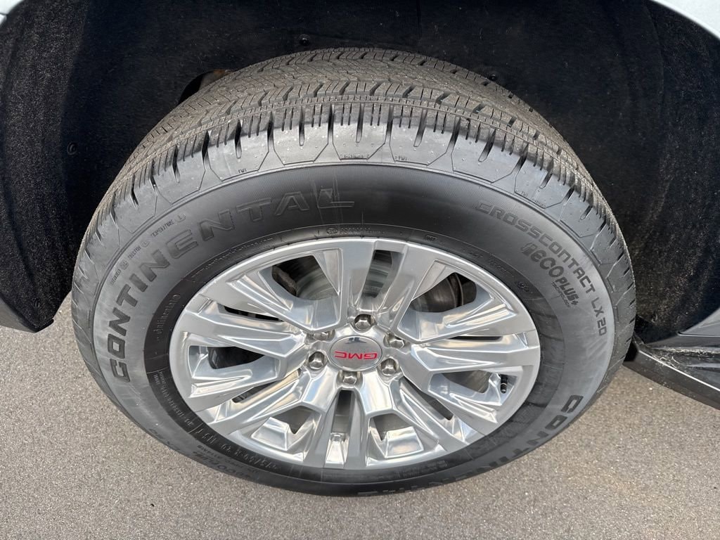 2024 GMC Yukon XL Denali - Photo 14