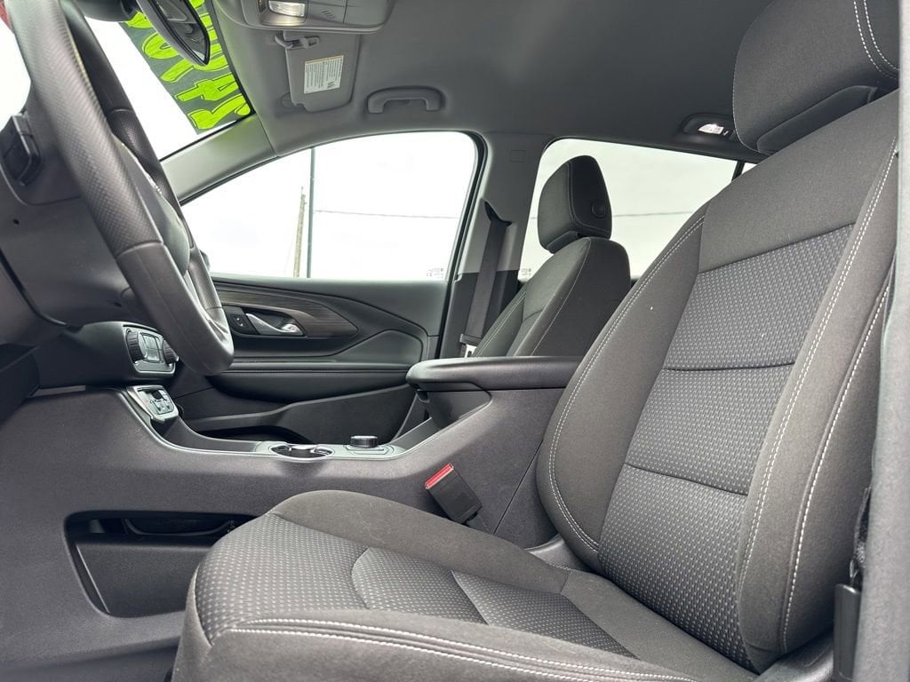 2024 GMC Terrain SLE - Photo 16