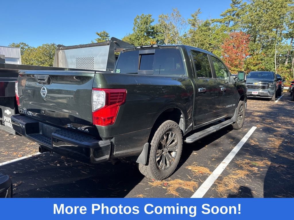 2019 Nissan Titan SL photo 2