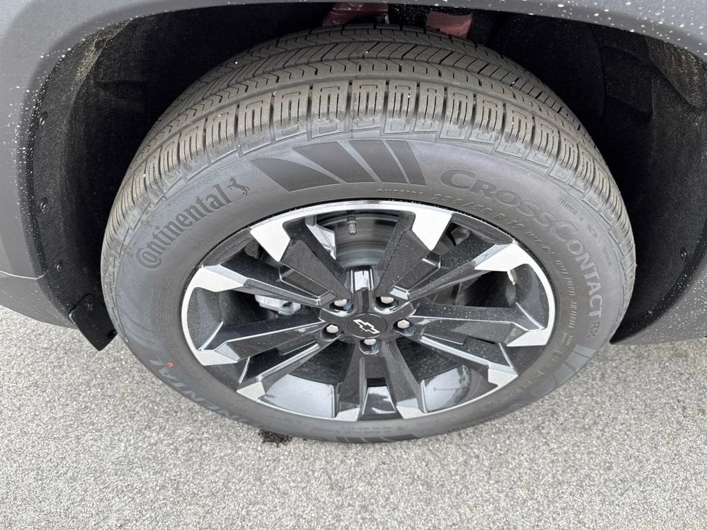 2027 Chevrolet Equinox RS - Photo 12