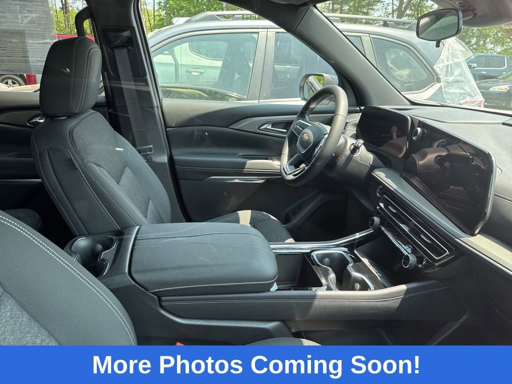 Used 2025 Chevrolet Traverse LT with VIN 1GNEVGRS2SJ258786 for sale in Portland, ME