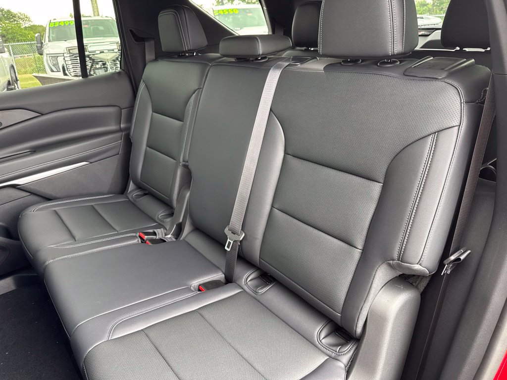 2026 Chevrolet Traverse LT - Photo 22