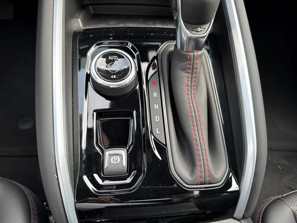 2026 Chevrolet Colorado Z71 - Photo 31