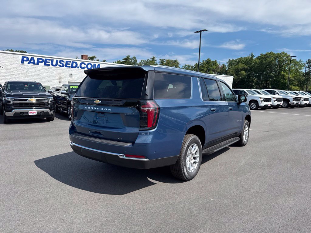 New 2026 Chevrolet Suburban LT SUV