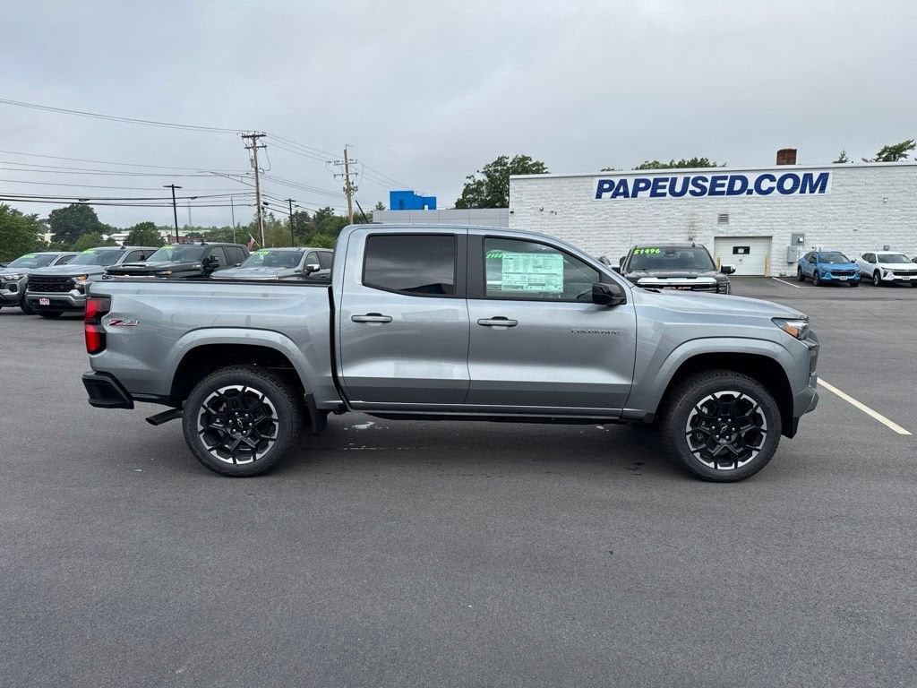 2026 Chevrolet Colorado Z71 - Photo 3