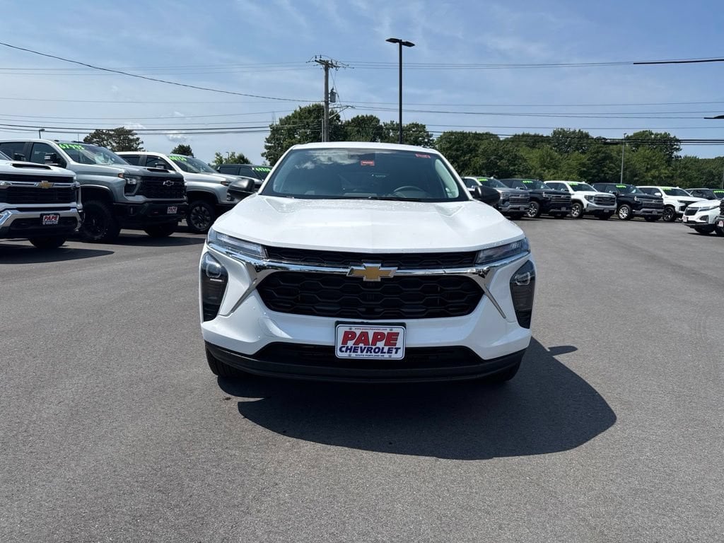 2026 Chevrolet Trax LS - Photo 11