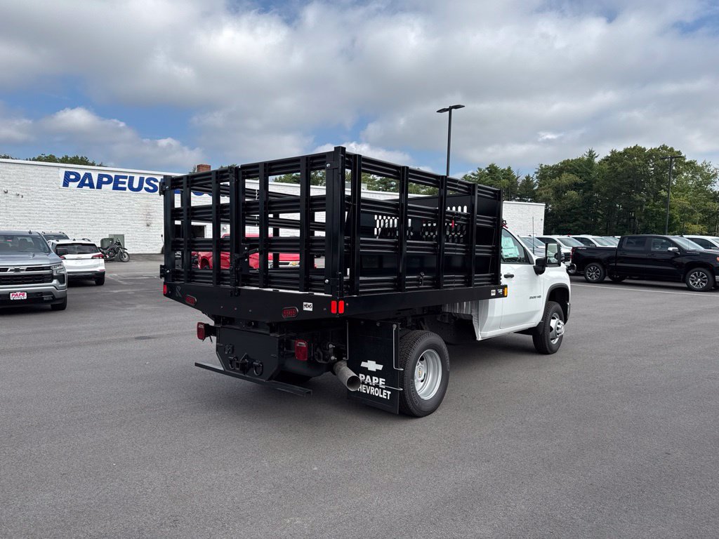 New 2025 Chevrolet Silverado 3500 HD Chassis Cab Work Truck Truck