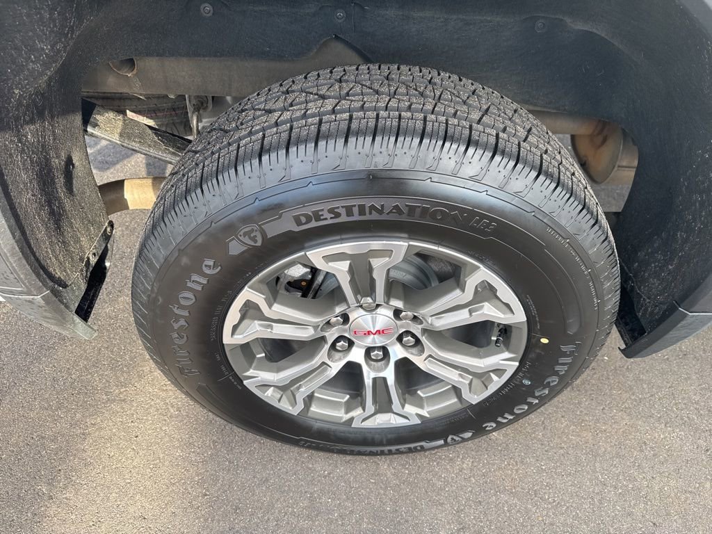 2025 GMC Sierra 1500 SLT - Photo 12