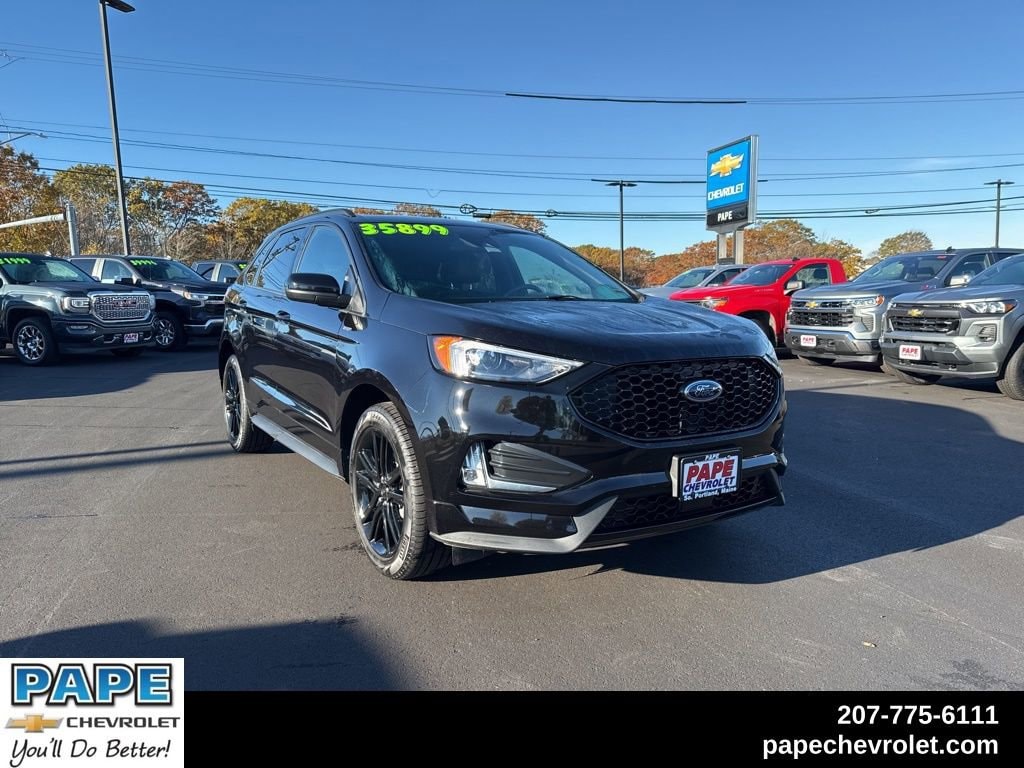 2024 Ford Edge ST-Line's photo