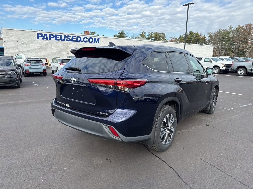 Used 2020 Toyota Highlander XLE