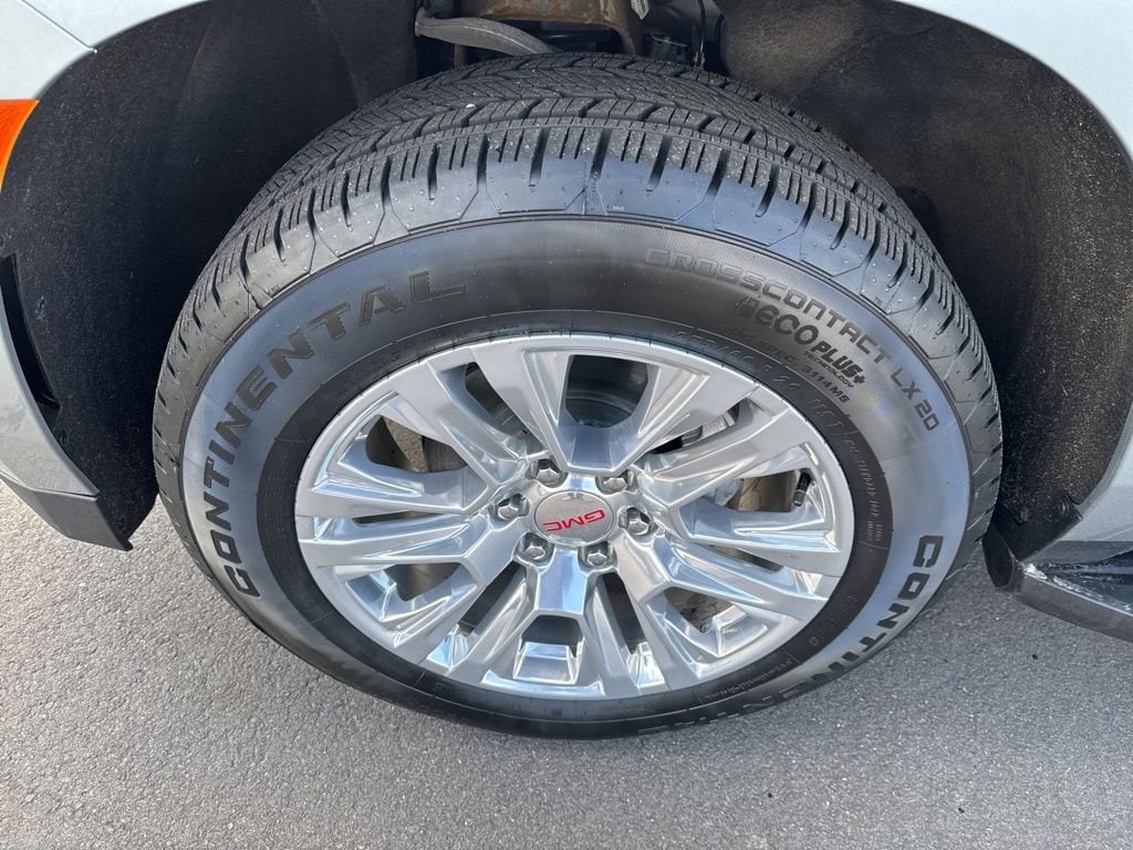 2024 GMC Yukon XL Denali - Photo 12