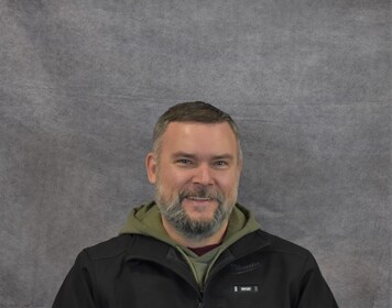 Staff member Paul Bartlett from ID_9740a3eb764f