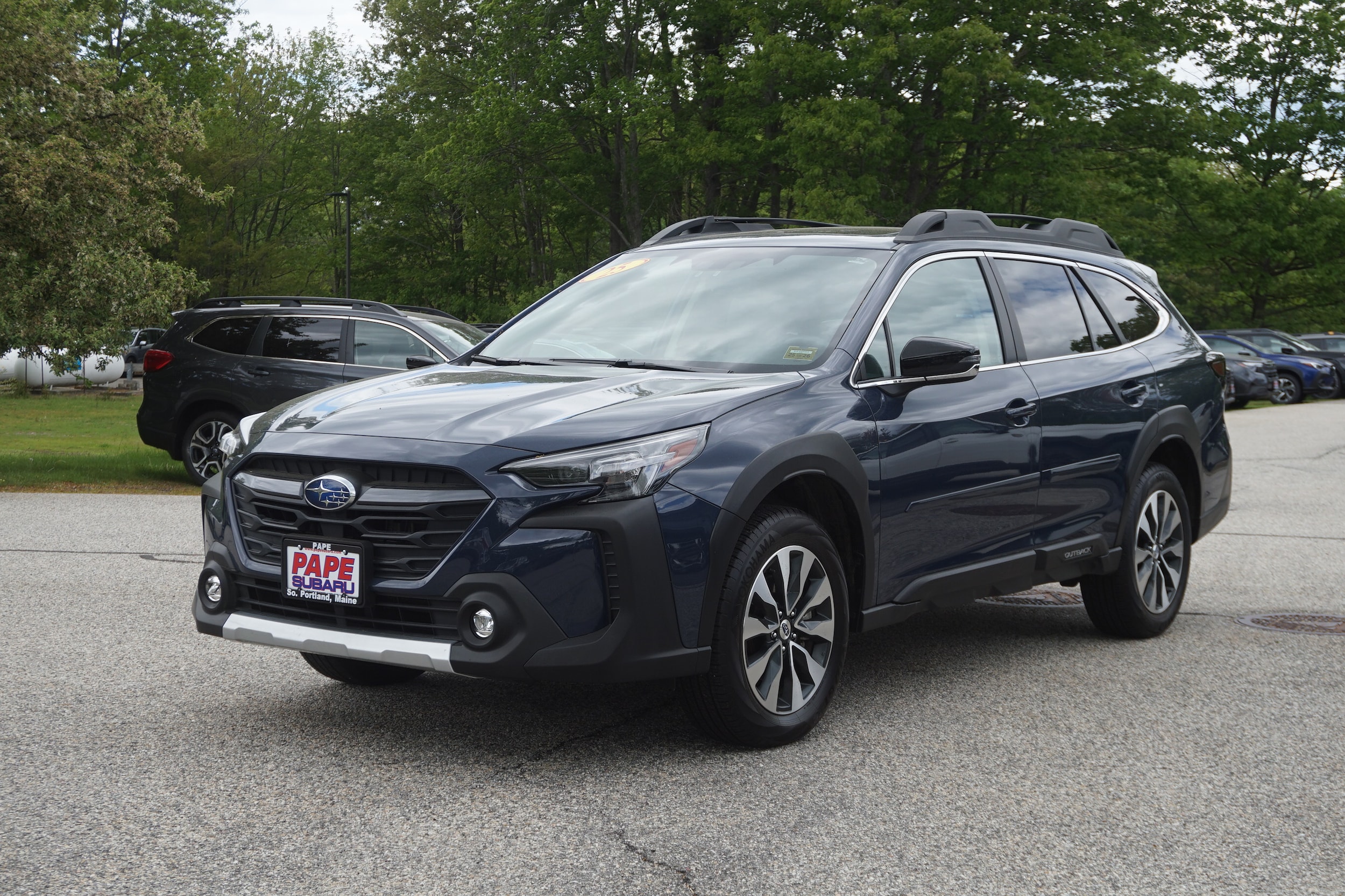 2025 Subaru Outback Limited's photo