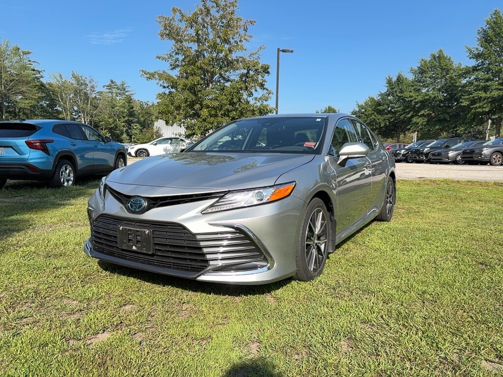 Used 2023 Toyota Camry Hybrid XLE Sedan