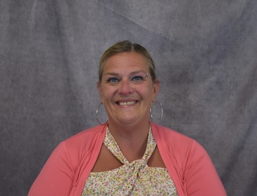 Staff member Amy Nest from ID_5a9f30e252e0