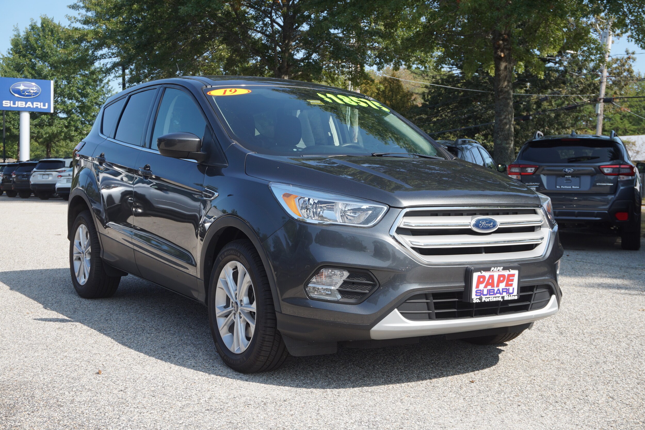 2019 Ford Escape SE photo 3