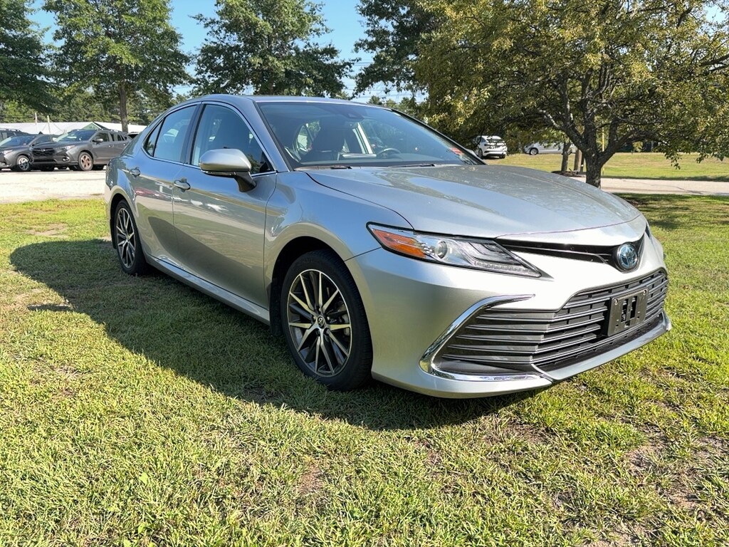 Used 2023 Toyota Camry Hybrid XLE Sedan