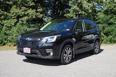 2023 Subaru Forester Limited w/Navi/HK/RAB SUV