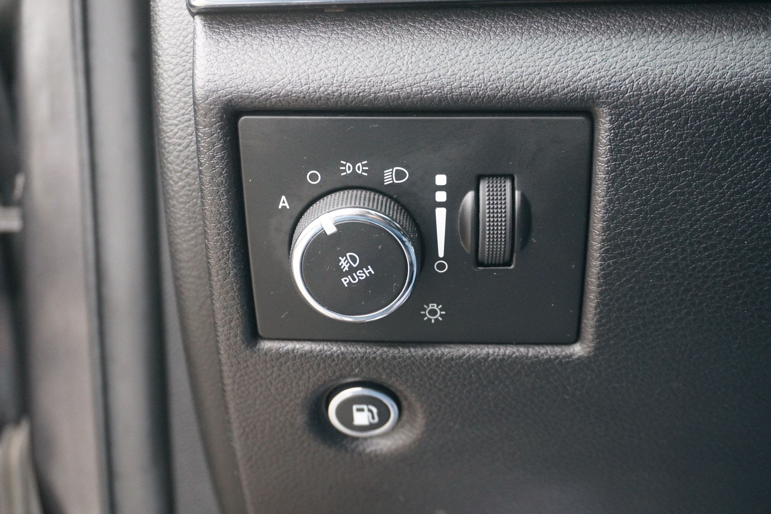 2019 Jeep Grand Cherokee Limited - Photo 17
