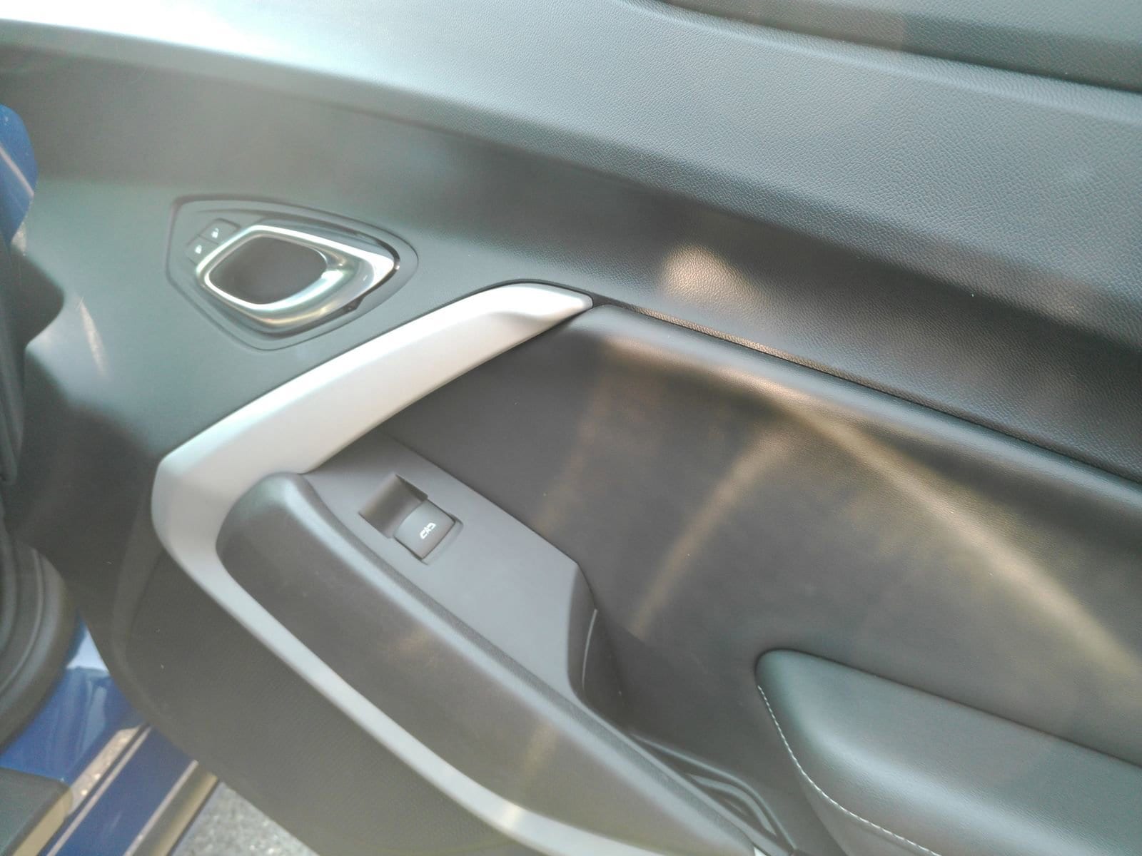 2020 Chevrolet Camaro 1LT - Photo 18
