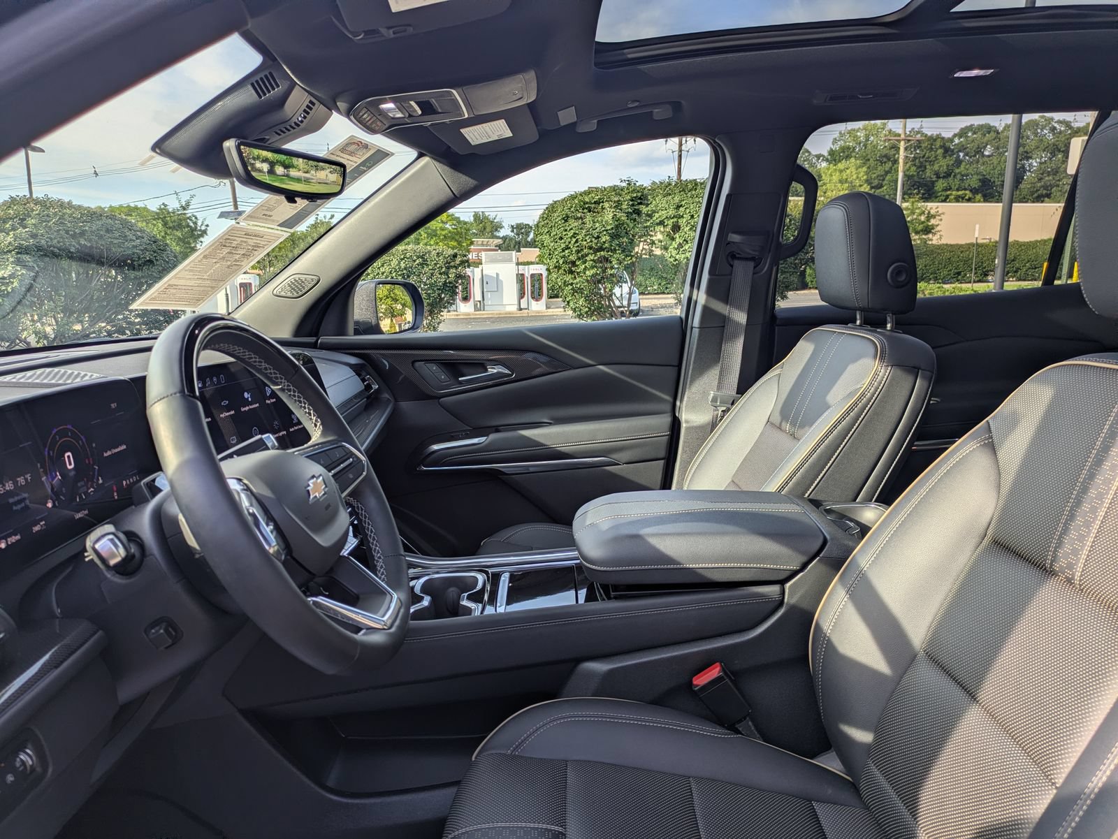 2025 Chevrolet Traverse High Country - Photo 11