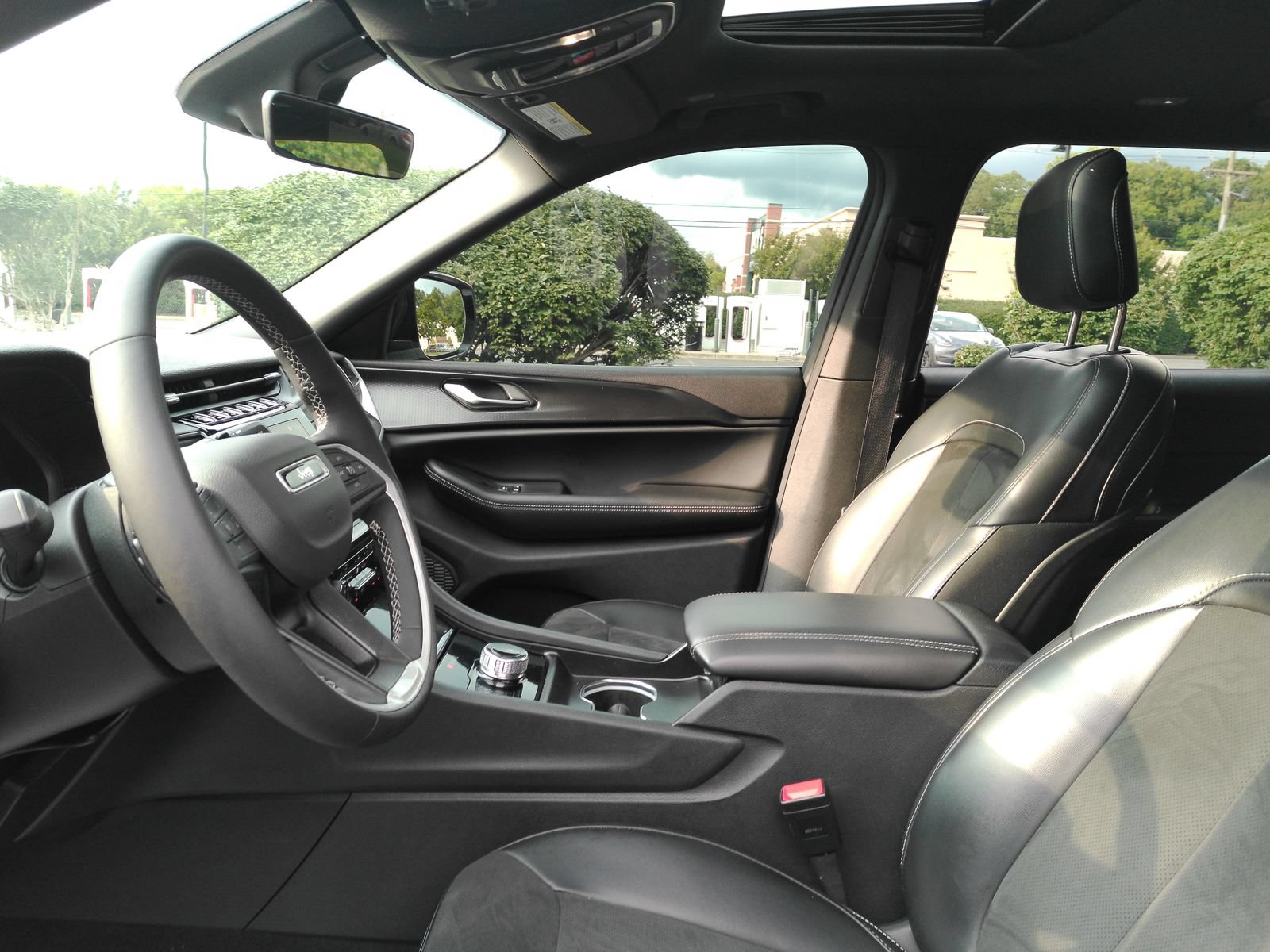 2025 Jeep Grand Cherokee L Altitude - Photo 10
