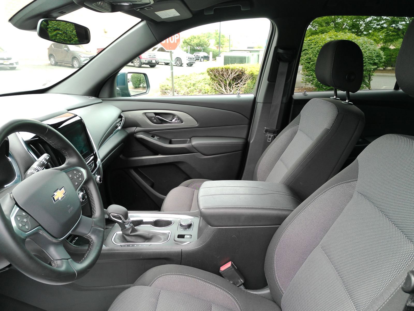 2023 Chevrolet Traverse 1LT - Photo 10