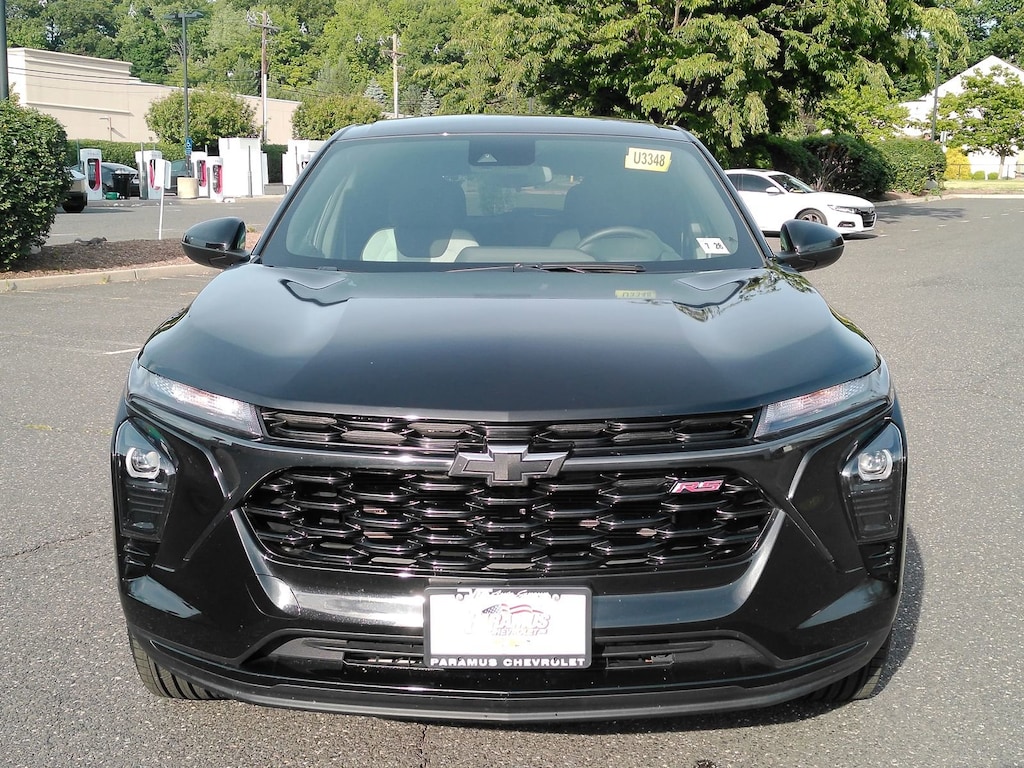 Used 2024 Chevrolet Trax 1RS SUV