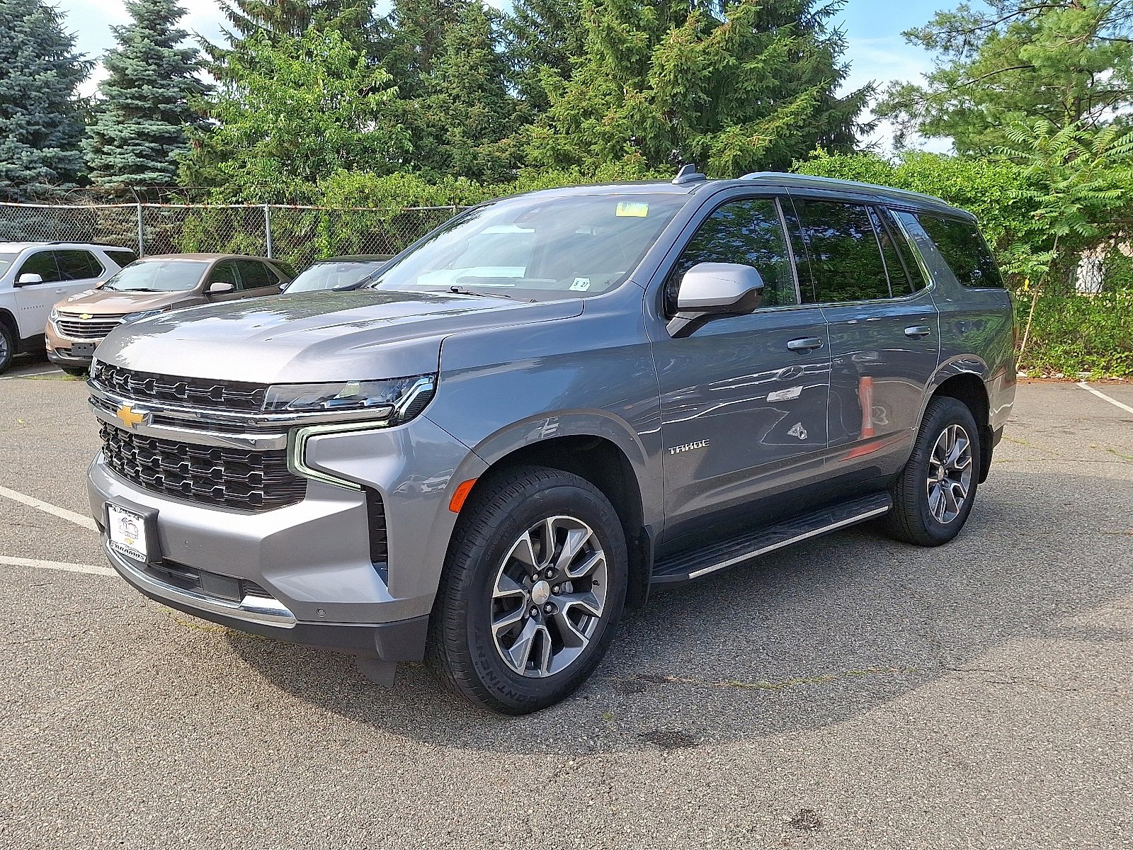2022 Chevrolet Tahoe LS photo 3