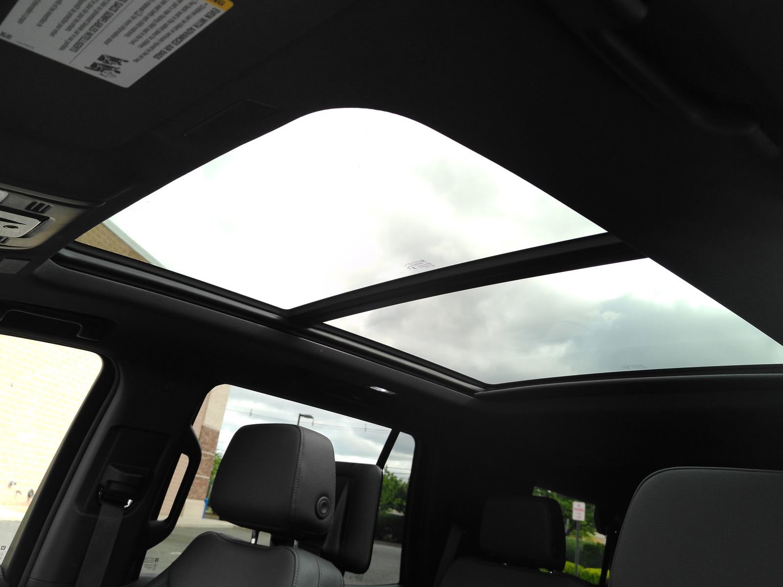 2026 Chevrolet Tahoe Z71 - Photo 35