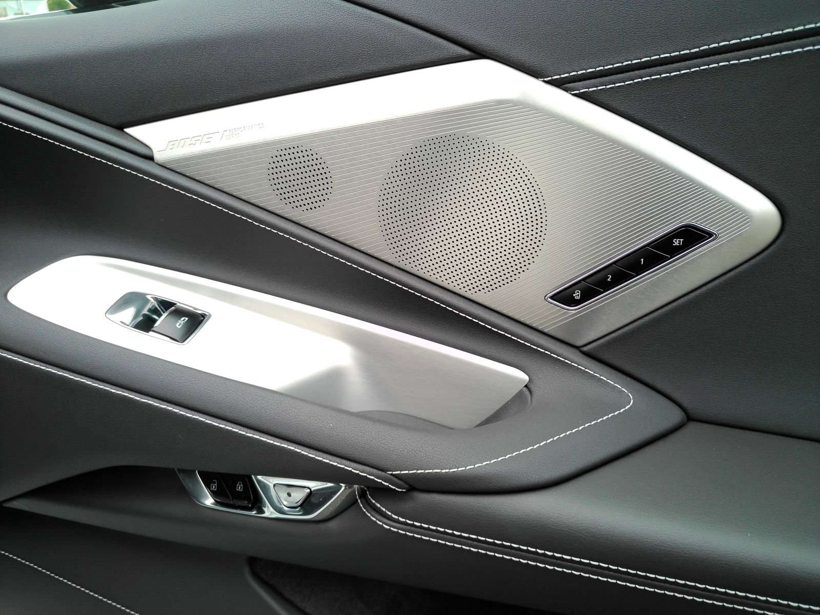 2024 Chevrolet Corvette 2LT - Photo 23