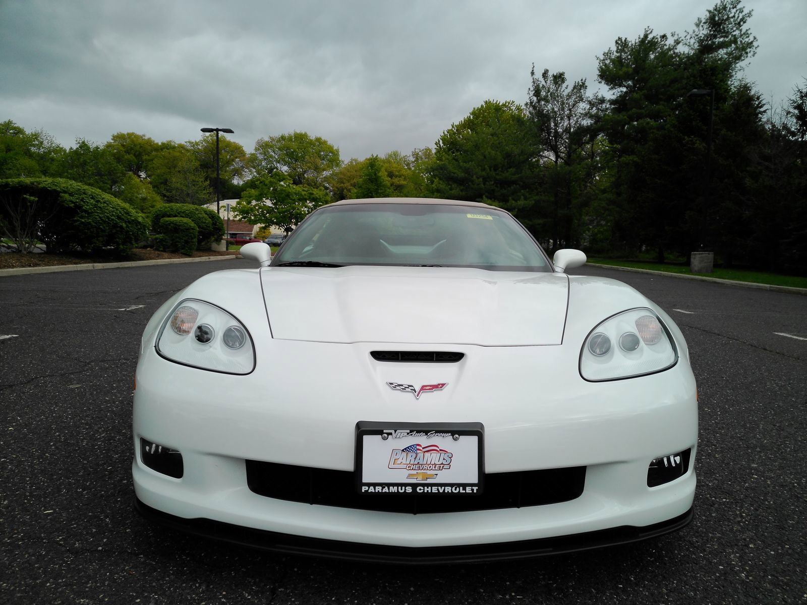 View vehicle photo 2