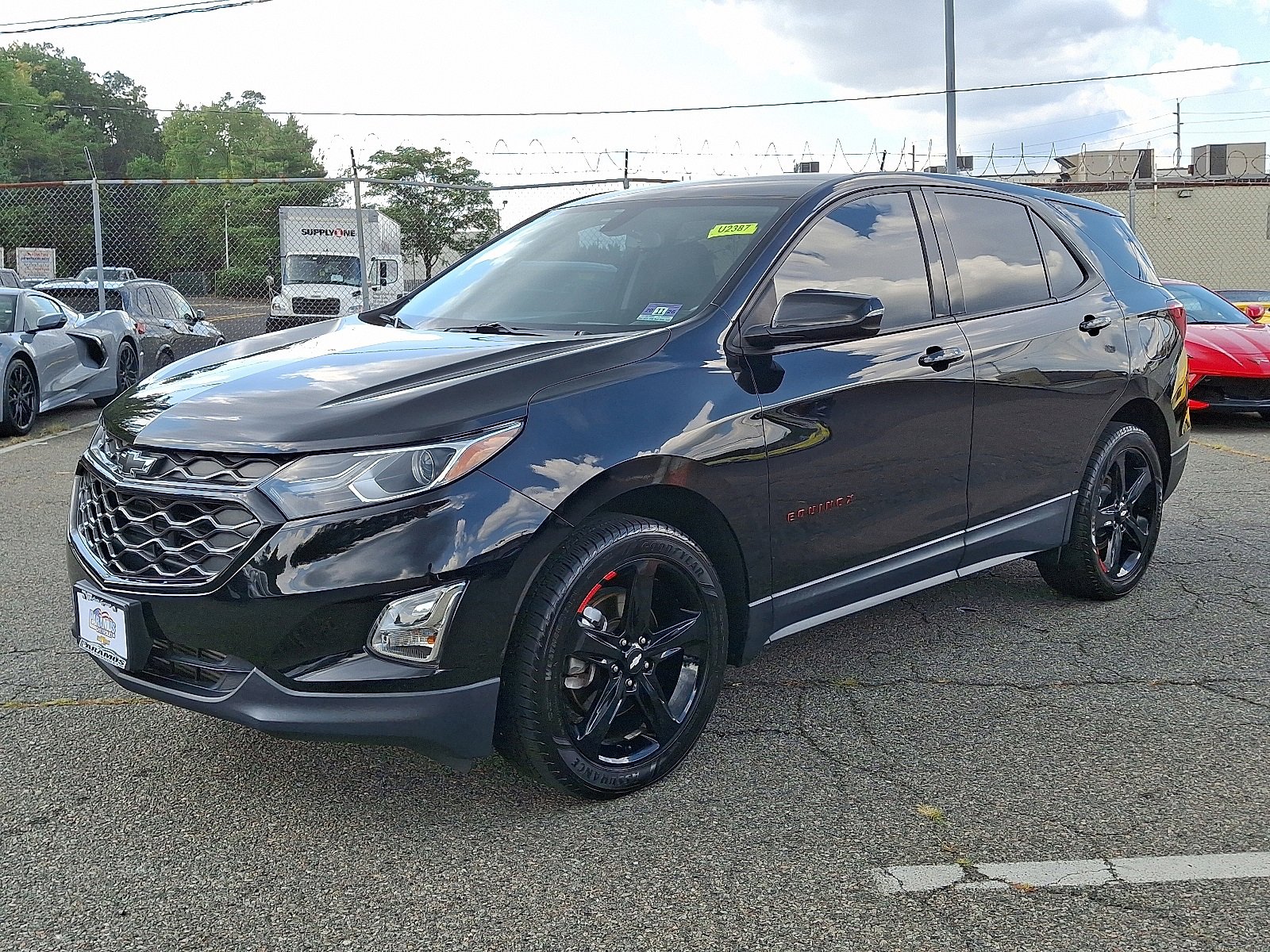 2019 Chevrolet Equinox LT photo 3