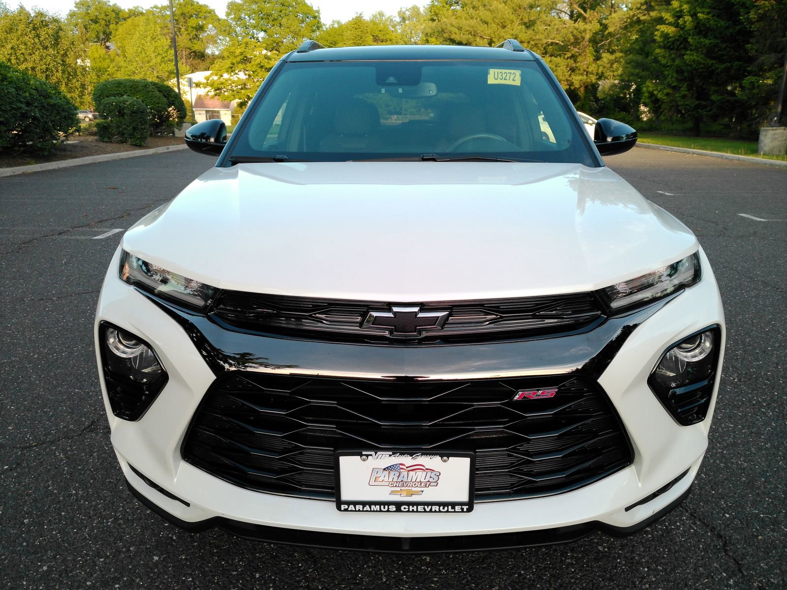 View vehicle photo 3