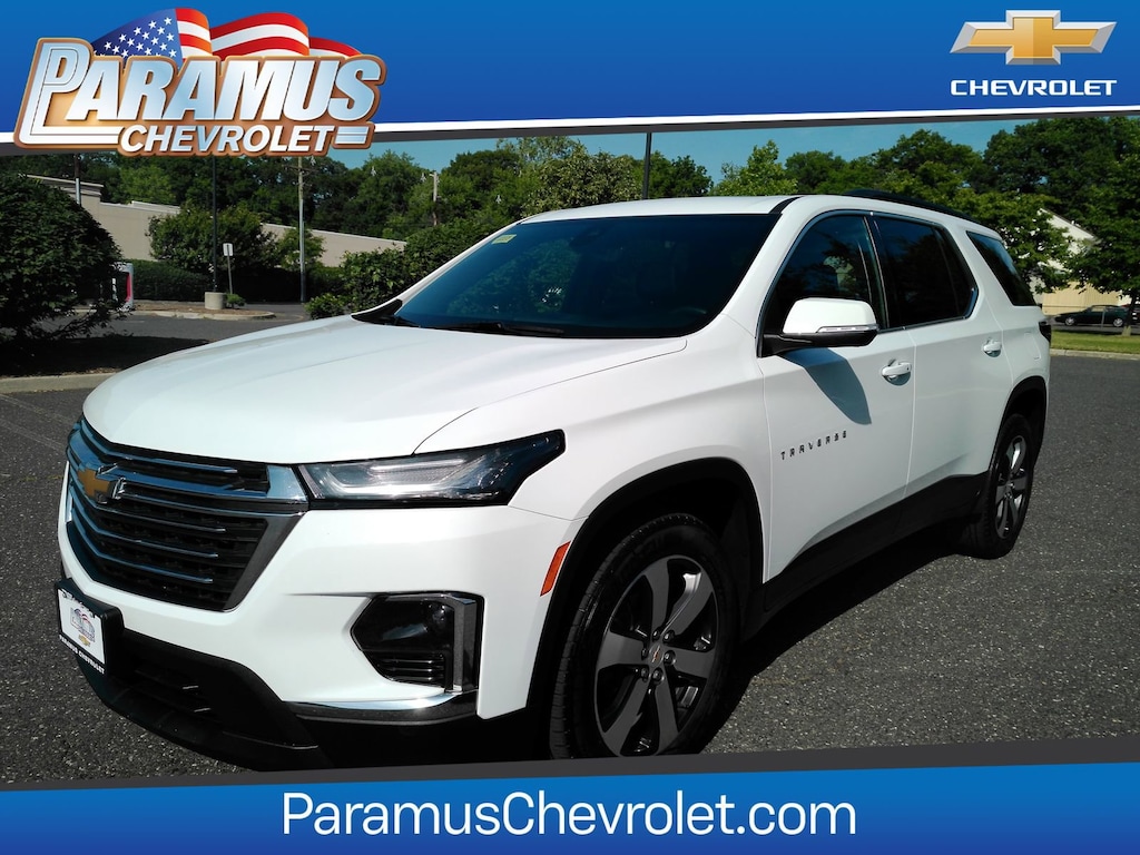 Used 2023 Chevrolet Traverse LT Leather SUV