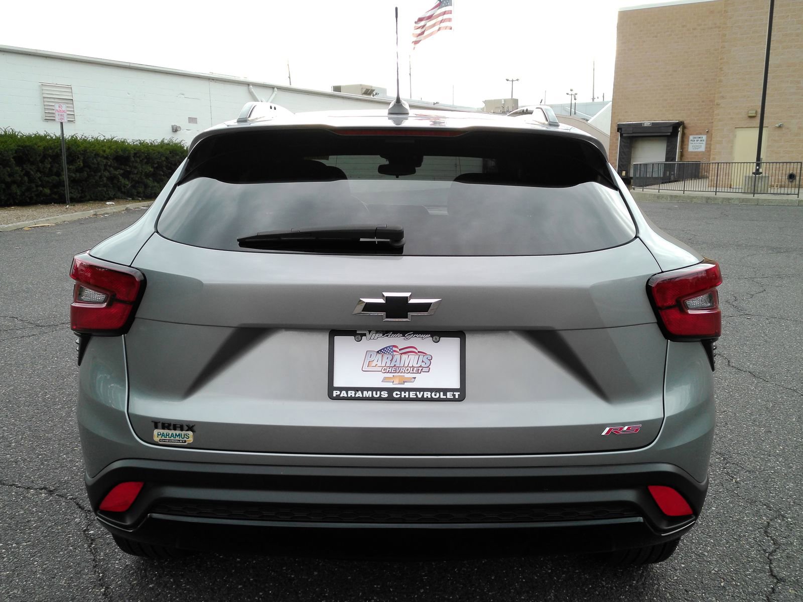 View vehicle photo 7