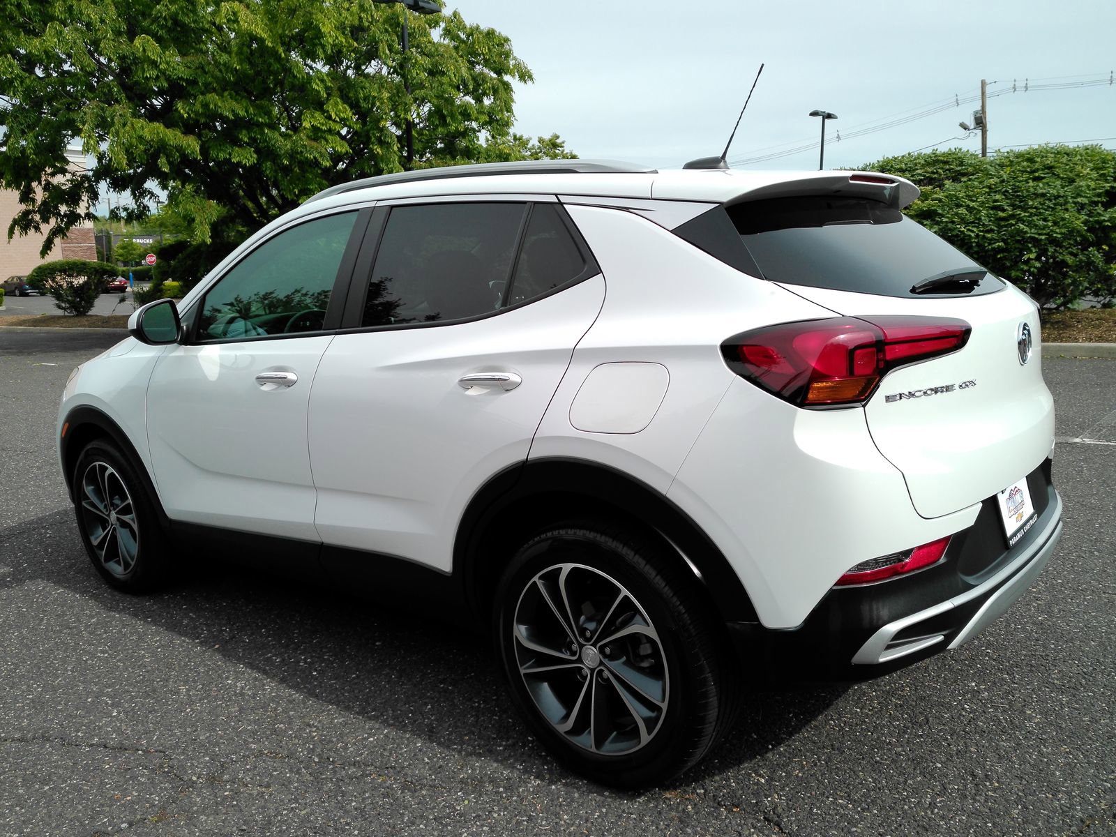 View vehicle photo 5