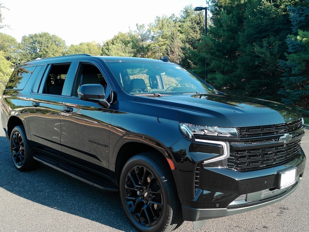 Used 2023 Chevrolet Suburban RST SUV