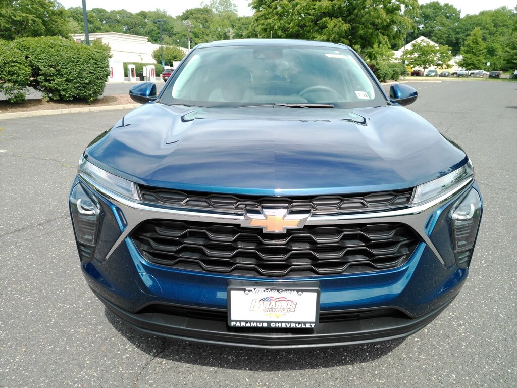 Used 2024 Chevrolet Trax LS SUV