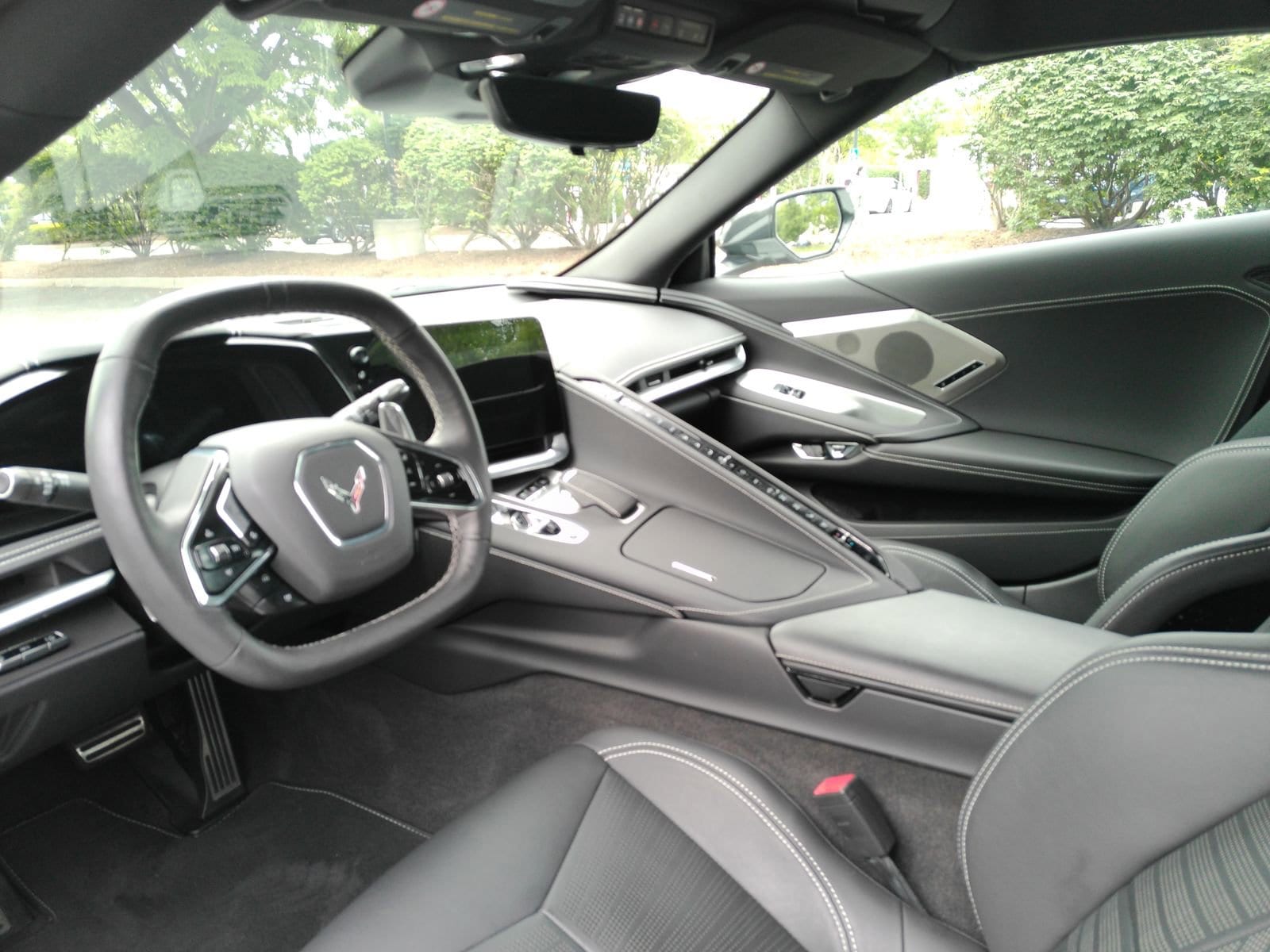 2024 Chevrolet Corvette 2LT - Photo 9