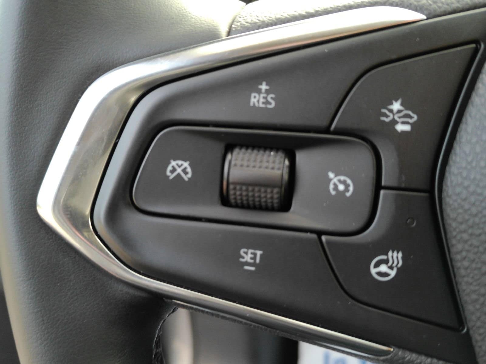 2025 Chevrolet Trax Activ - Photo 23