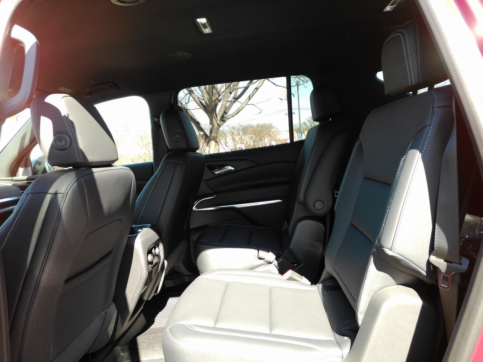 2026 Chevrolet Traverse LT - Photo 14