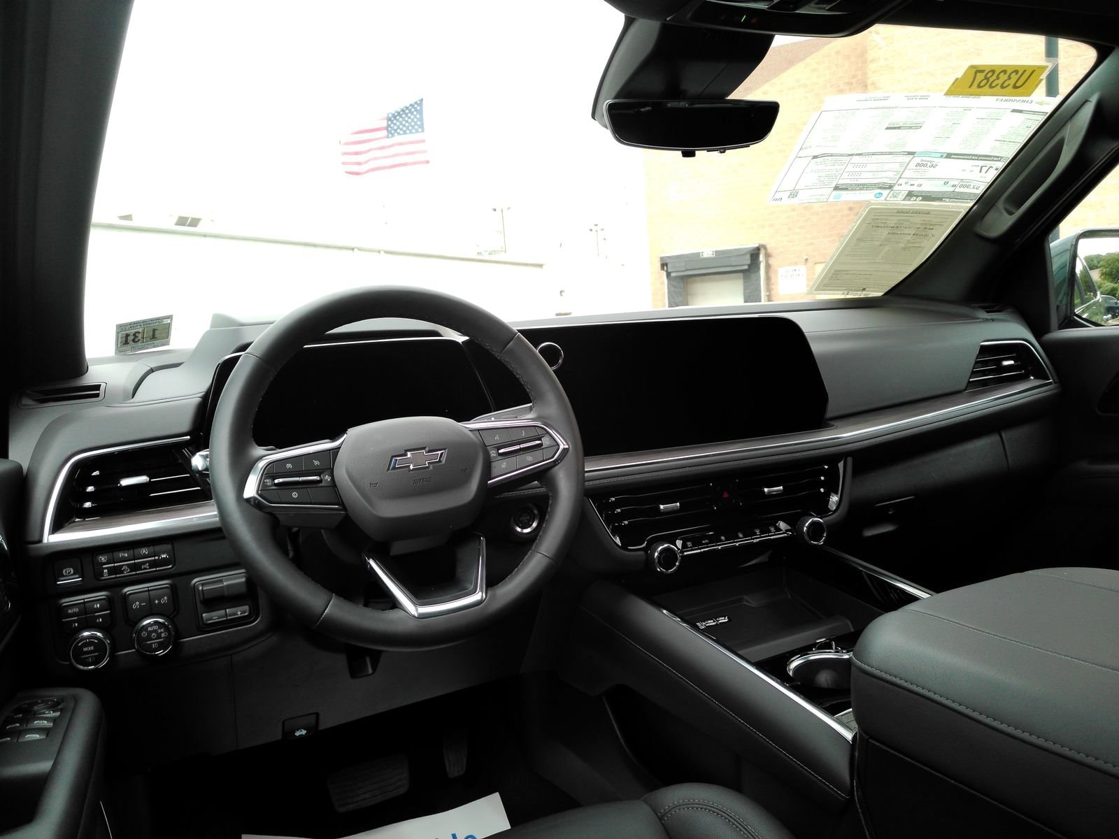 2026 Chevrolet Tahoe Z71 - Photo 11
