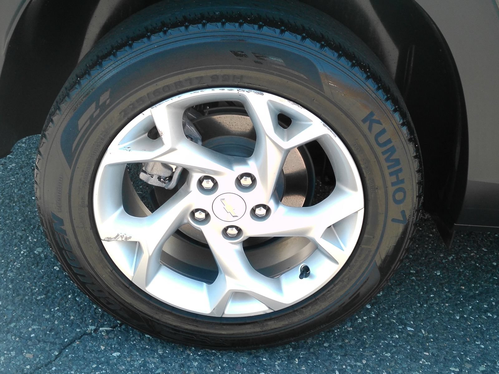 2024 Chevrolet Trax LS - Photo 27