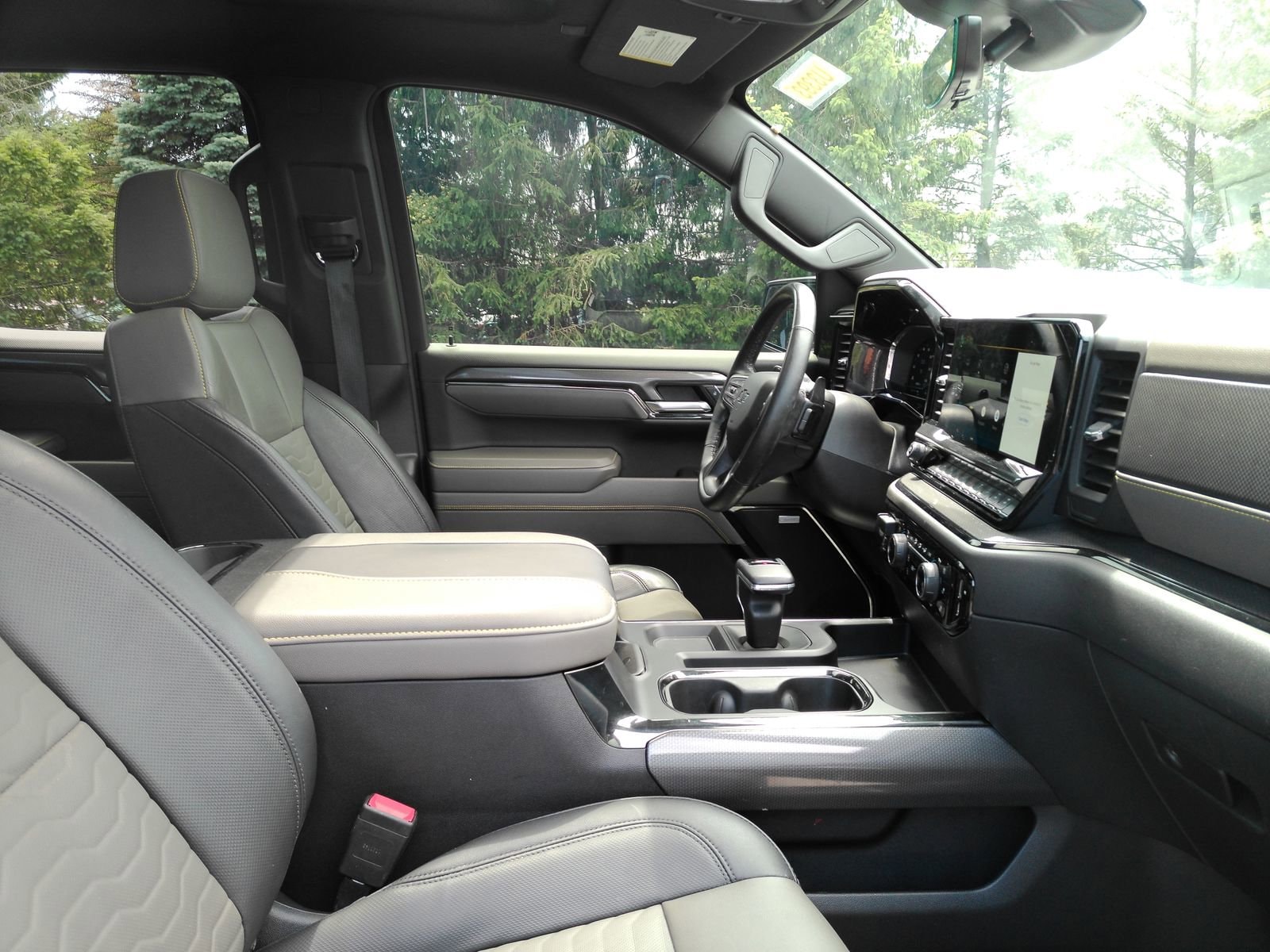 2024 Chevrolet Silverado 1500 ZR2 - Photo 13