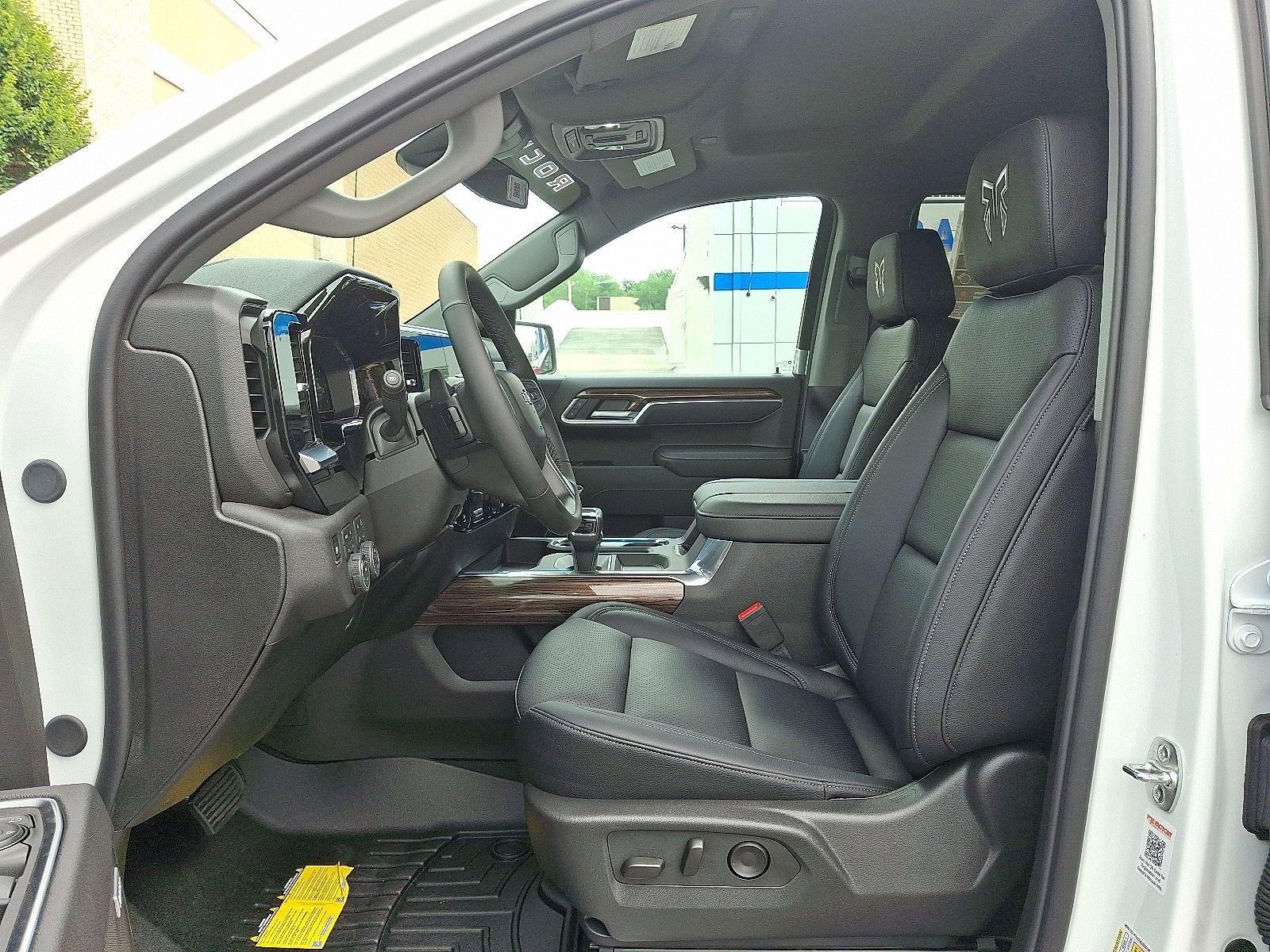 2025 Chevrolet Silverado 1500 RST - Photo 6