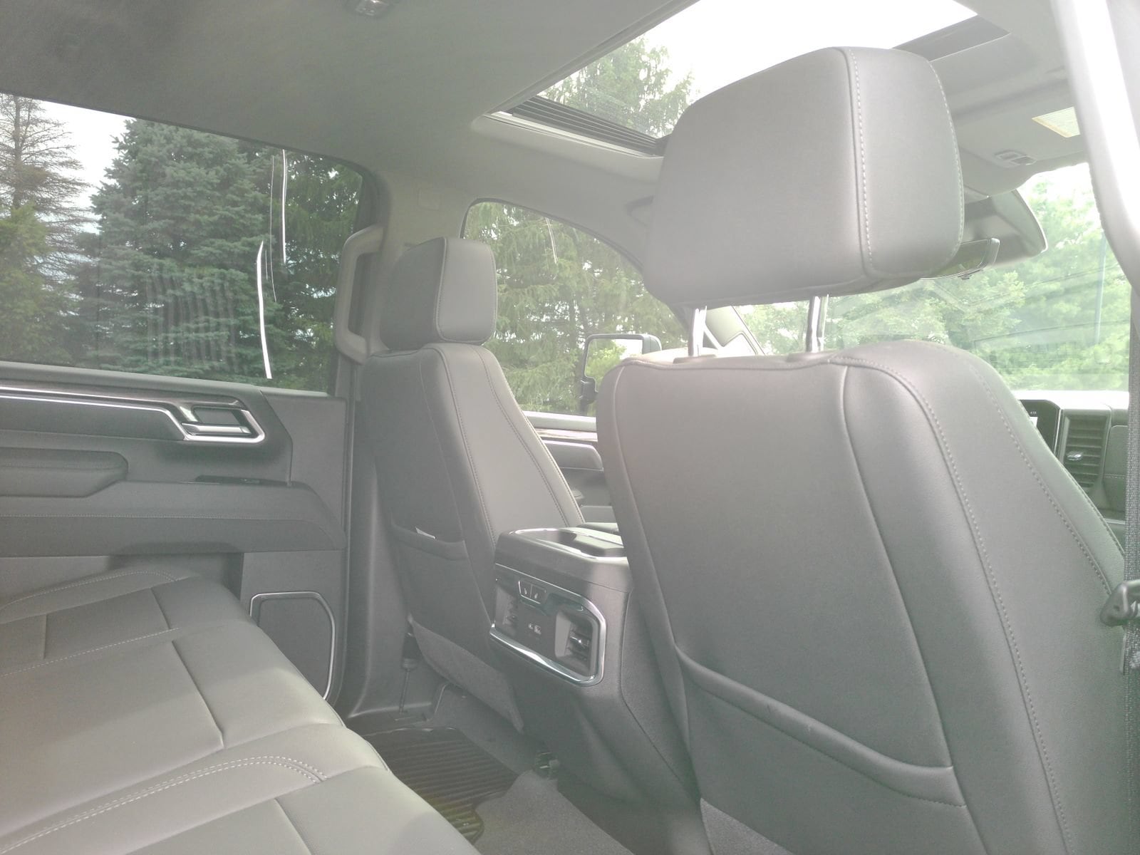 2025 Chevrolet Silverado 2500HD LTZ - Photo 19