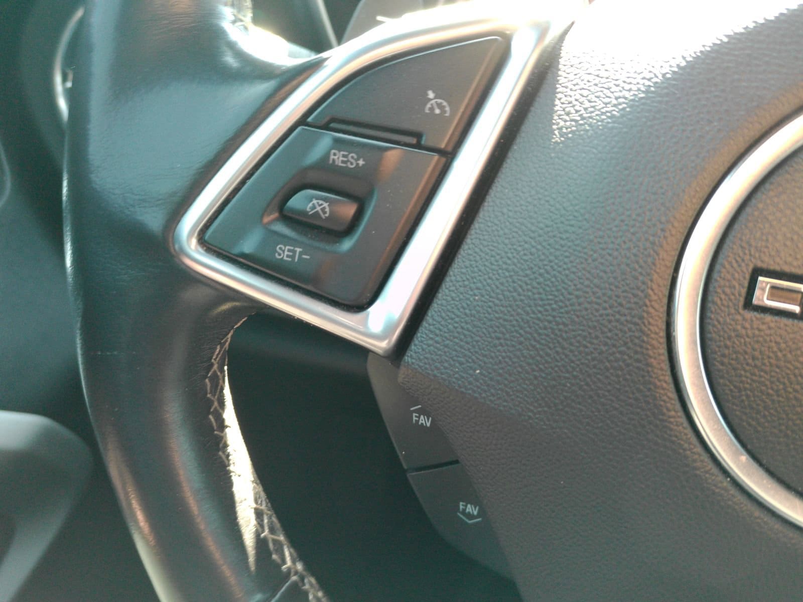 2020 Chevrolet Camaro 1LT - Photo 20